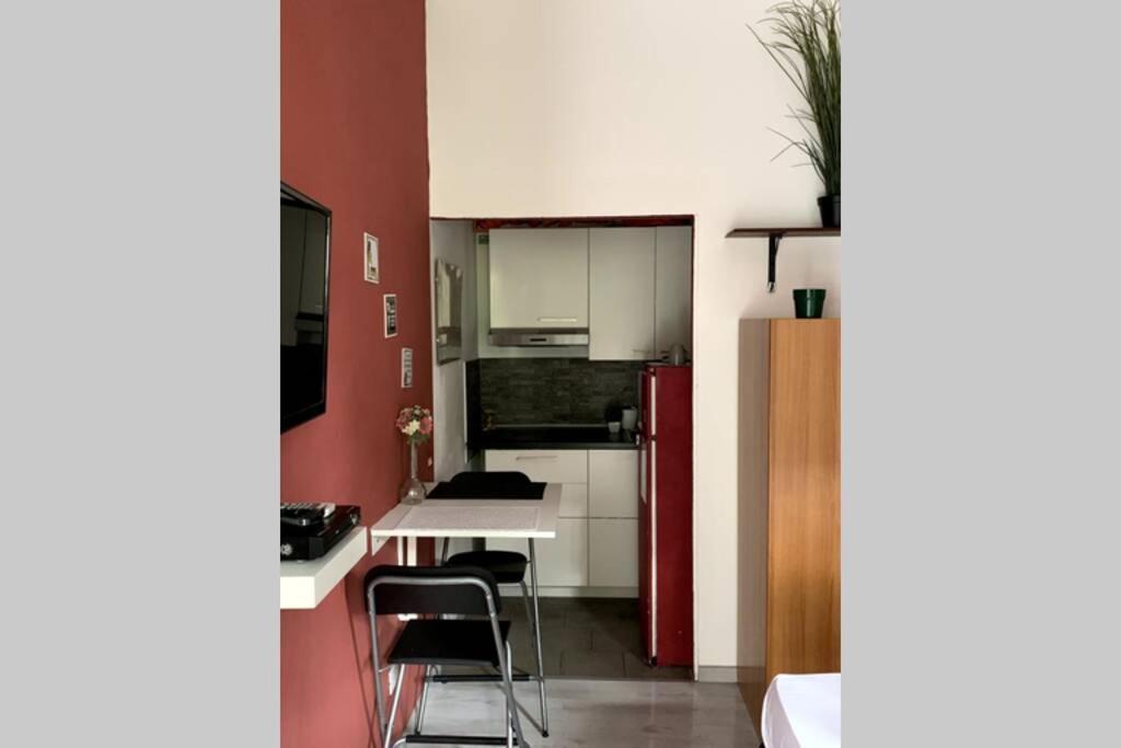 "Little Sicilian Home"-Room With A Private Bathroom & Kitchen -Fridge - And Shared A Beautiful Terrace On Hostel Taormina Center Exteriér fotografie