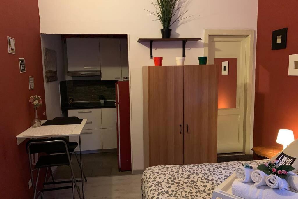 "Little Sicilian Home"-Room With A Private Bathroom & Kitchen -Fridge - And Shared A Beautiful Terrace On Hostel Taormina Center Exteriér fotografie