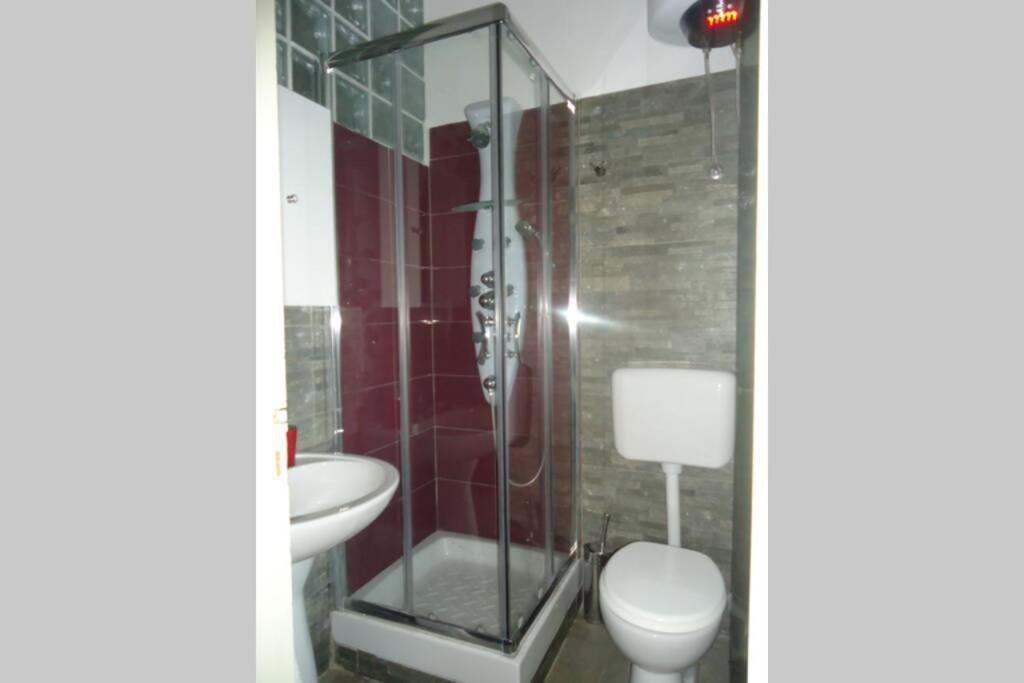 "Little Sicilian Home"-Room With A Private Bathroom & Kitchen -Fridge - And Shared A Beautiful Terrace On Hostel Taormina Center Exteriér fotografie