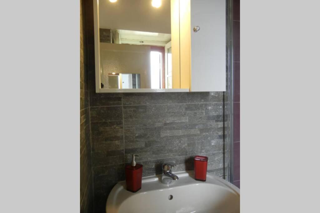 "Little Sicilian Home"-Room With A Private Bathroom & Kitchen -Fridge - And Shared A Beautiful Terrace On Hostel Taormina Center Exteriér fotografie