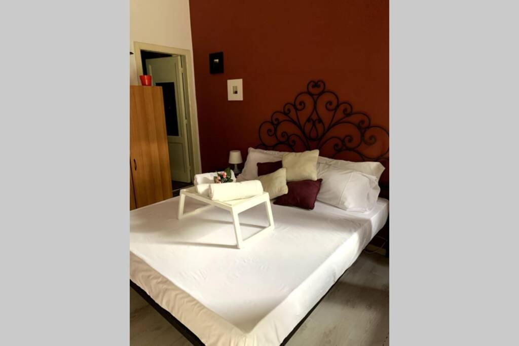 "Little Sicilian Home"-Room With A Private Bathroom & Kitchen -Fridge - And Shared A Beautiful Terrace On Hostel Taormina Center Exteriér fotografie